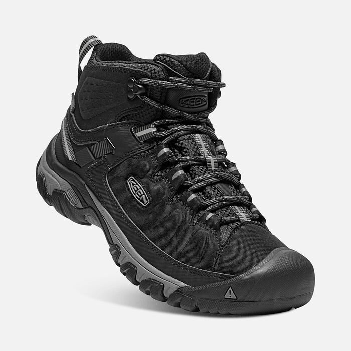 keen high top hiking boots